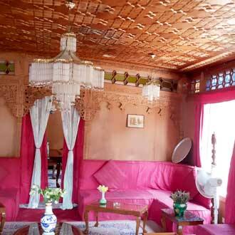 Maharani Gulistan Houseboat, Srinagar 4